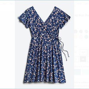 The Kaileigh Kaela Faux Wrap Knit Dress small